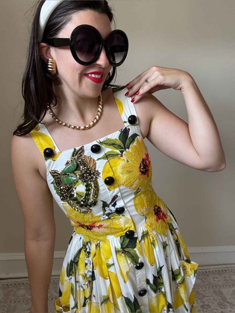 Dolce gabbana lemon print cotton dress 
Size 38 fits quite small! - Picture 9 of 17